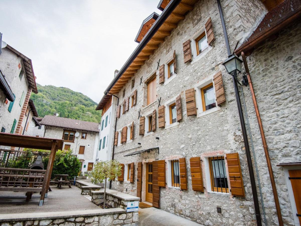 Apartment Albergo Diffuso - Cjasa Ustin-4 By Interhome Barcis Eksteriør billede