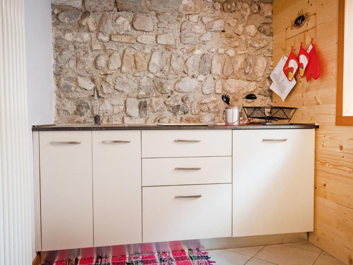 Apartment Albergo Diffuso - Cjasa Ustin-4 By Interhome Barcis Eksteriør billede