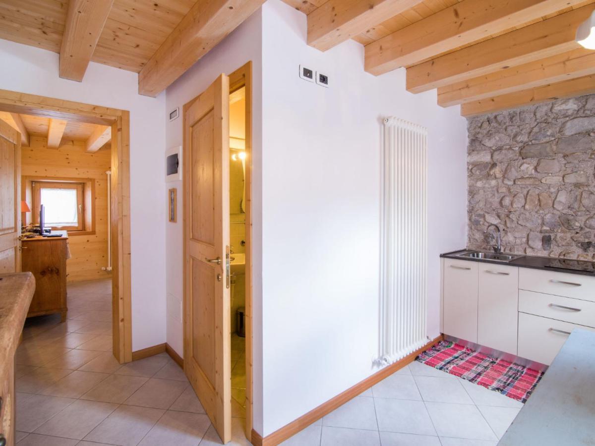 Apartment Albergo Diffuso - Cjasa Ustin-4 By Interhome Barcis Eksteriør billede